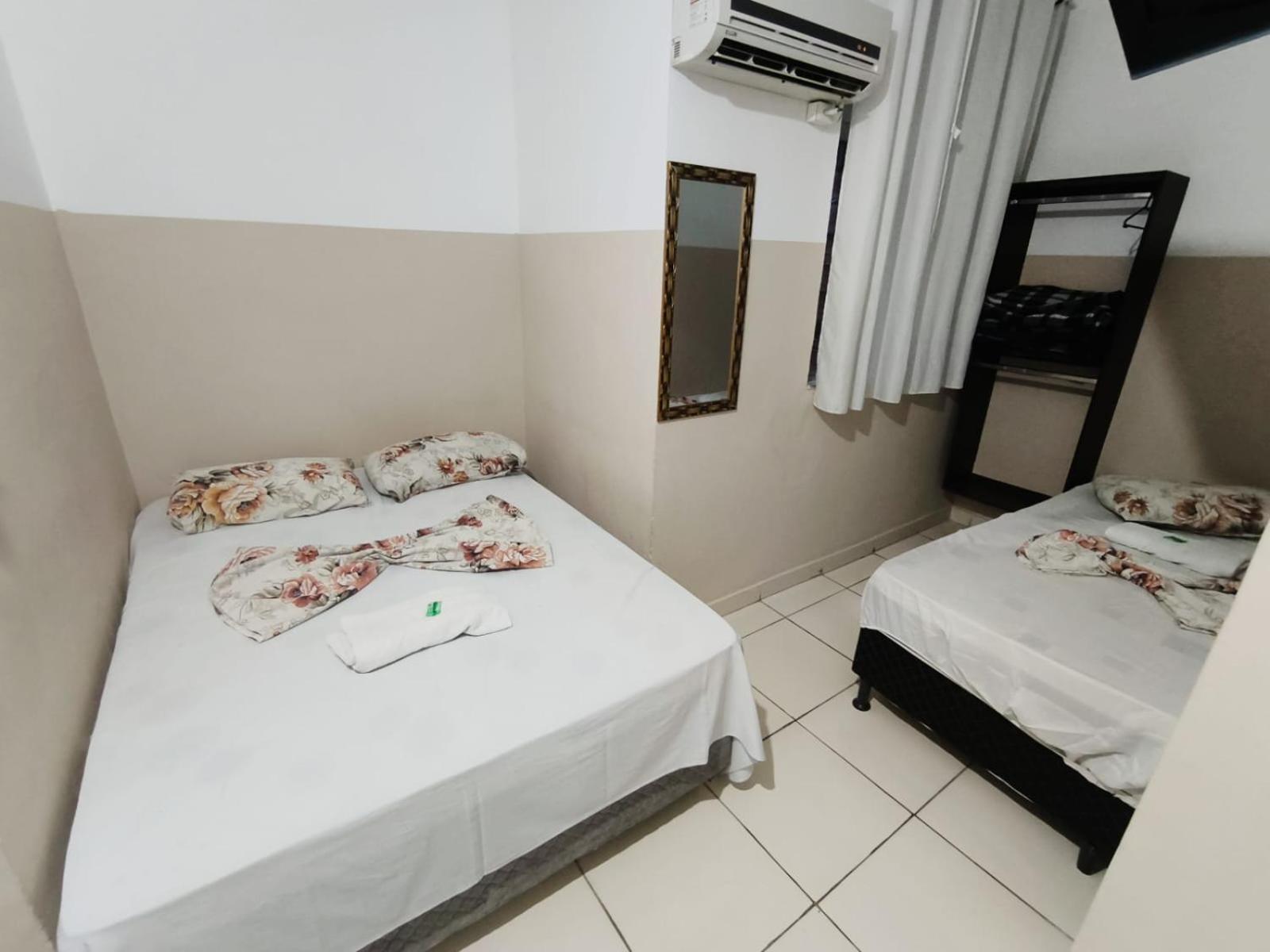 Hotel Mae Rainha Aparecida  Luaran gambar